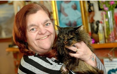 В Британии пропавший на 8 лет кот вернулся домой, чтобы почить с миром