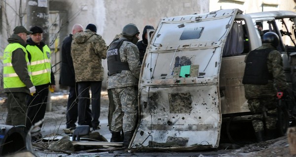 В Харькове взорвался фургон: пострадали командир батальона 
