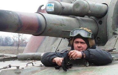 Украинских бойцов обстреляли шесть раз, у Песков работал снайпер