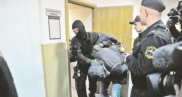 Родственники подозреваемых в убийстве Немцова уехали из села, узнав об арестах 