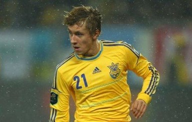 Украинский футболист сыграл дебютный матч в России со сломанными ребрами