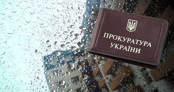 В Одессе прокурор райпрокуратуры выбросился из окна