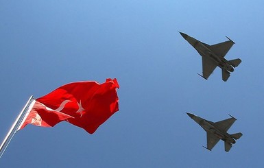 Из-за российского военного самолета Турция подняла истребители в небо