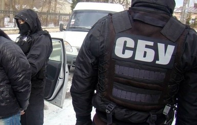 СБУ: в Днепропетровске сотрудники МВД торговали боеприпасами со складов