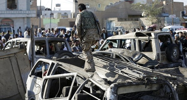 Союзники правительства Йемена случайно разбомбили жилой квартал