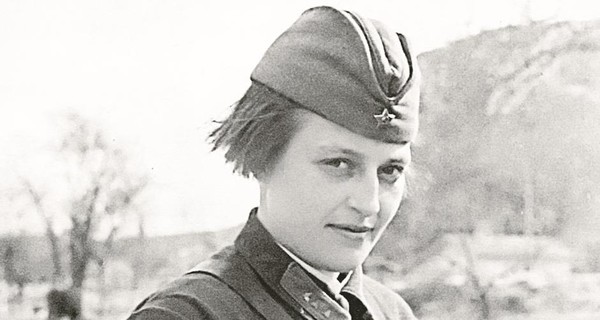 Советская снайперша стала подругой первой леди Америки