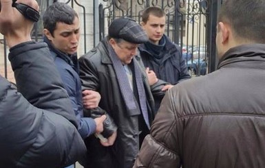 Аваков: в Харьковской области задержали мэра-взяточника и трех депутатов горсовета