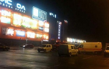 Соцсети: ночью в Харькове прогремел взрыв и заминировали супермаркет