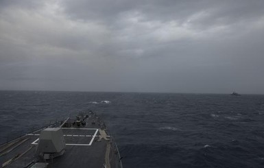 СМИ:  Эсминец  США вошел в Черное море