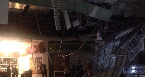 В торгово-развлекательном центре Харькова обвалился потолок