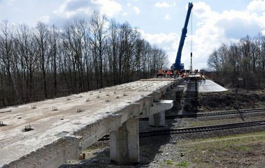 На Львовщине ремонт моста на объездной дороге обещают закончить к июлю