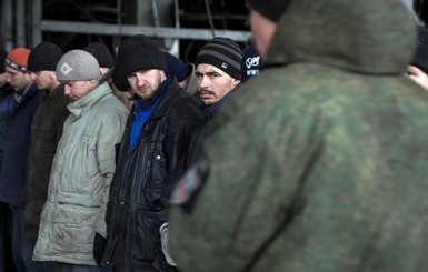 Президент: из плена освободили 16 украинских бойцов