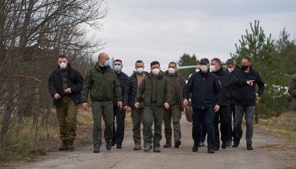 Глава ГАЗО рассказал Зеленскому, что нужно для возобновления туризма в Чернобыле и как сейчас там тушат пожары