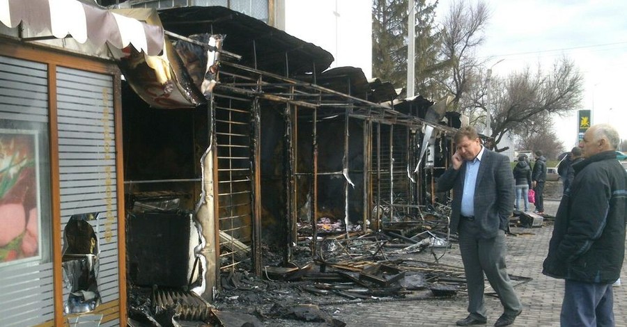 В Харькове на рассвете сгорели киоски