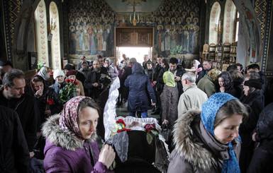 На похоронах Олеся Бузины плакали даже священники