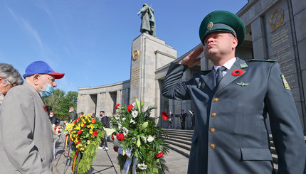 Мир помнит: как в разных странах почтили память погибших во время Второй мировой войне