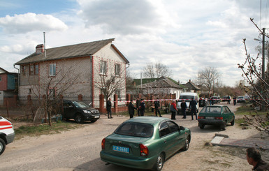 В Чернигове нанятый строитель убил хозяев за придирчивость к работе