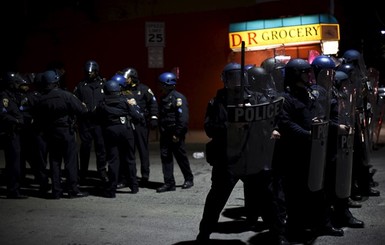 В США произошли столкновения протестующих и полиции