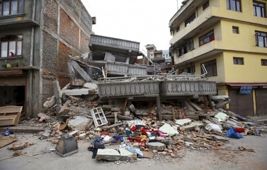 МИД: После землетрясения в Непале не выходит на связь 91 украинец 
