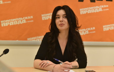 Катя Полехина из шоу 