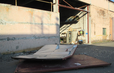 В Кременчуге произошел взрыв в ремонтном цехе, есть пострадавшие