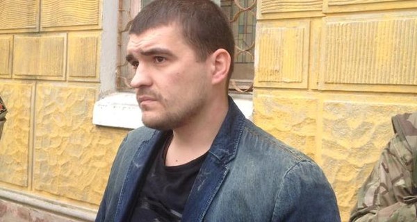 В Одессе уволили милиционера, задержанного с российским флагом и георгиевской ленточкой в машине