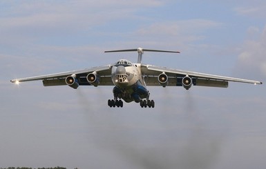 Самолет с эвакуированными украинцами из Непала приземлился в Баку