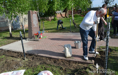 В Харькове привели в порядок памятник узникам концлагеря