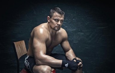 Почему боксер Денис Бойцов находится в коме: месть бывшего промоутера, несчастный случай или алкоголизм