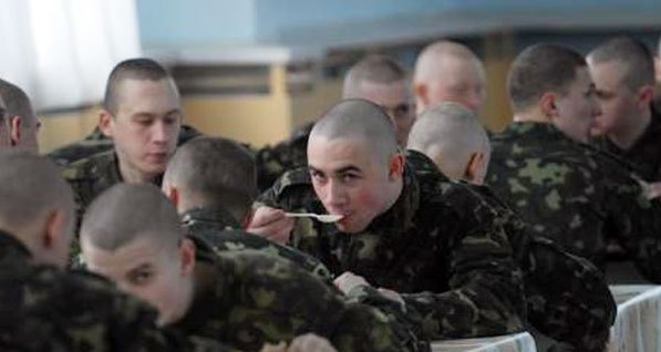 Минобороны расследует, как питаются украинские солдаты