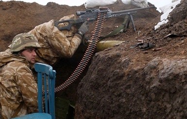 Сутки в АТО: Атака на Широкино, обстрел Песков из танка