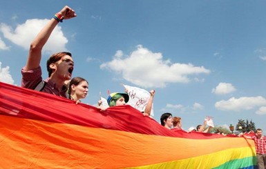 В Ирландии начался референдум по легализации однополых браков