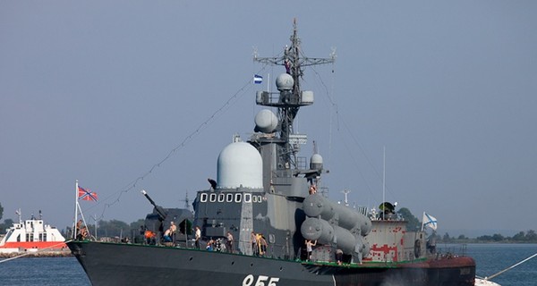 Российский флот приблизился к границе Латвии