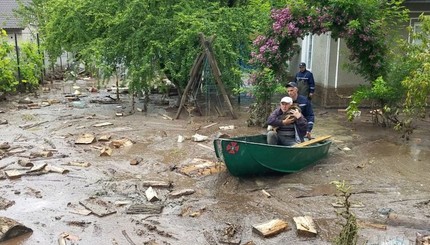 Эвакуация людей в Черновицкой области