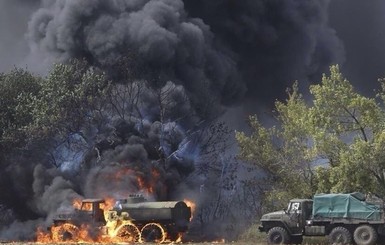 Автомобиль с бойцам АТО подорвался на мине, все пассажиры погибли