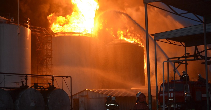 Причины пожара на нефтебазе под Киевом: в 