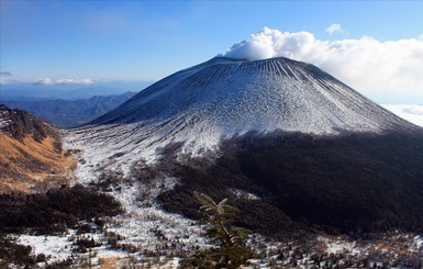 В Японии пробудился вулкан Асама