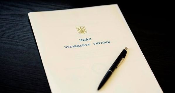Порошенко снял с должности послов в Грузии и Литве