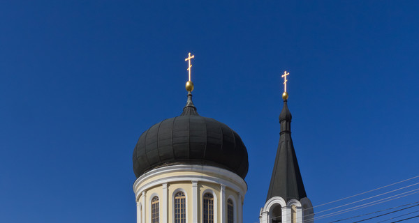 Кому достались церкви Крыма?