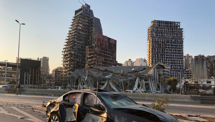 Последствия мощного взрыва в Бейруте