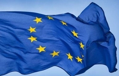 Евросоюз попросил Украину предоставить Донбассу специальный статус