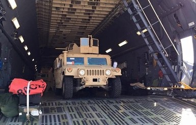 В июле США передадут в Украину еще 100 бронеавтомобилей Humvee