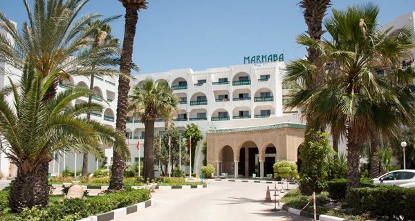 Теракт в Тунисе: боевик  в полицейской форме расстрелял 27 посетителей отеля Marhaba