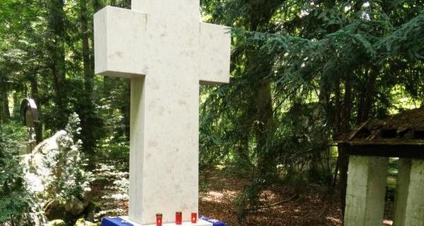 В МИД Украины показали, что с могилой Бандеры все в порядке