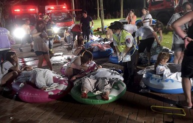 В аквапарке Тайваня произошел взрыв, пострадали более 430 человек