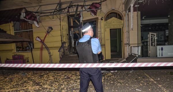 В Одессе неизвестные подложили бомбу к кафе