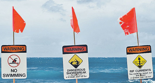 Малоизвестная опасность морского отдыха: Попал в отбойное течение - не плыви против него 