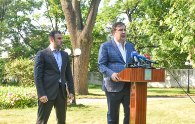 Саакашвили просит одесситов 