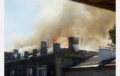В Харькове горит пятиэтажка