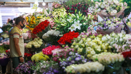В цветочных рядах ажиотаж: как в Киеве продают цветы к 1 сентября